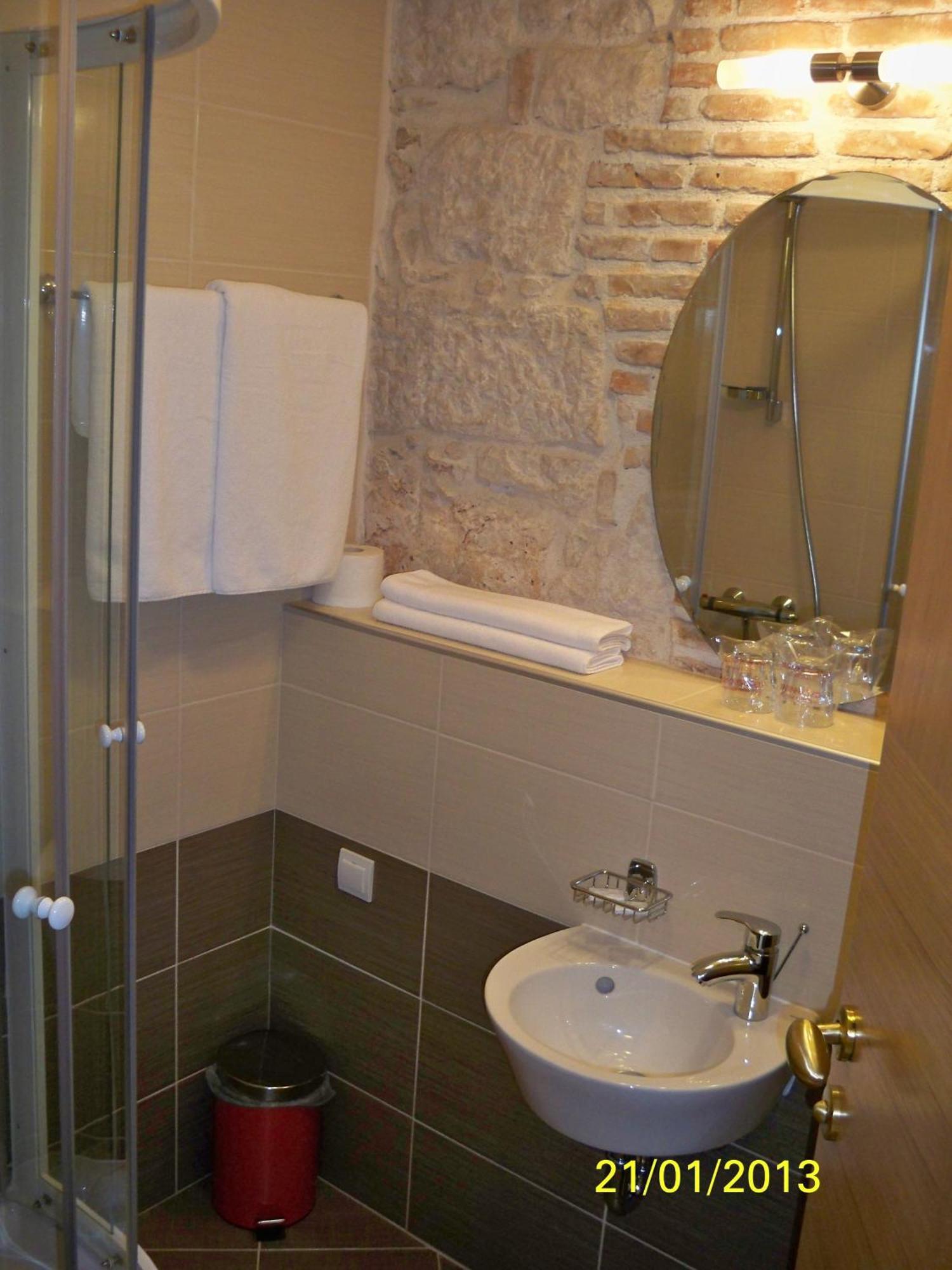 ביוגראד נה מורו Hotel Carpymore מראה חיצוני תמונה